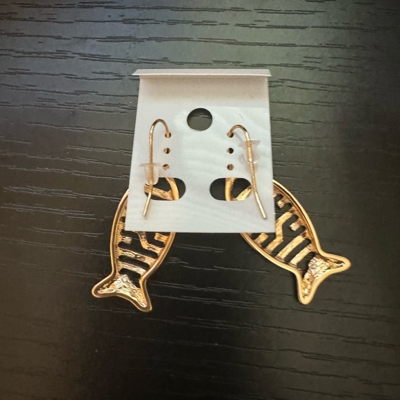 Christian Fish Symbol Cross Earrings Goldtone Jesus Christ Church GIFT NEW - Picture 2 of 2